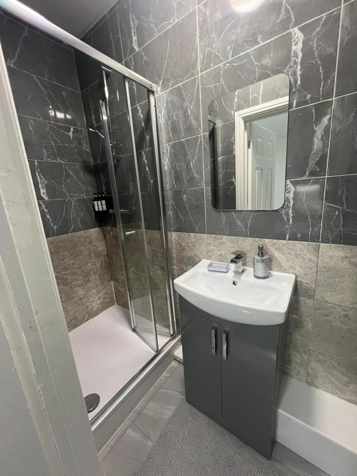 Appartamento Luxury In Luxury Out Nottingham Esterno foto